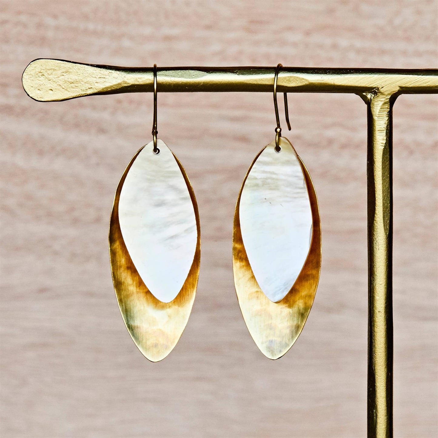Dona Mother of Pearl Earring